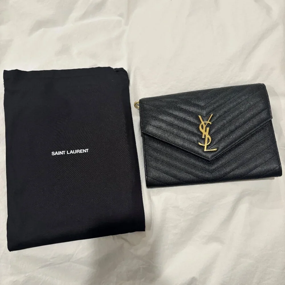 YSL Clutch - Picture 3 of 5